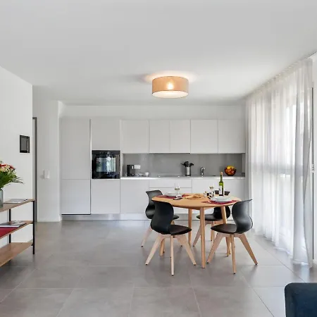 Апартаменти Loctowers A4-2-3 By Interhome *