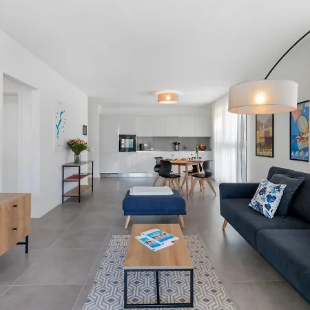 Loctowers A4-2-3 By Interhome Lägenhet